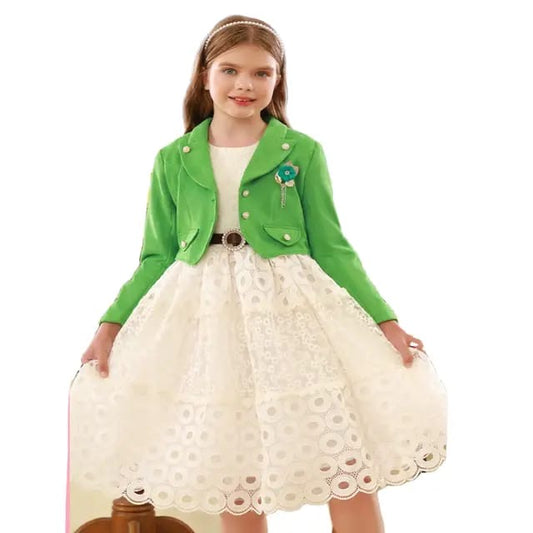 Veste Verte Élégante avec Broche Fleurie et Boutons en Perle